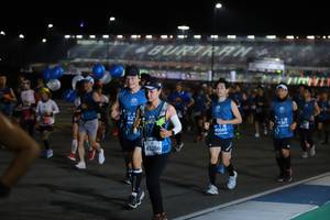 BIB: 41361, 40669, 43286
                            <button type="button" onclick="openModal(10582170)" class="btn btn-primary btn-sm float-right btn-popup" data-toggle="modal" data-target=".modal-high-quality">
                        <i class="fas fa-shopping-cart"></i> Add to Cart
                    </button>
                                            <button type="button" onclick="isThisMe(10582170, true)" class="btn btn-success btn-sm float-right btn-popup btn-isme hidden" data-toggle="tooltip" data-placement="bottom" title="นี่คือรูปของคุณใช่ไหม คลิกที่นี่เพื่อเอาเข้าอัลบั้ม">
                        <i class="fas fa-plus"></i> Add to album
                    </button>
                    <button type="button" onclick="isThisMe(10582170, false)" class="btn btn-warning btn-sm float-right btn-popup btn-isnotme hidden">
                        <i class="fas fa-ban"></i> Remove from album
                    </button>